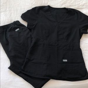 2 pairs of Grey’s Anatomy Scrubs